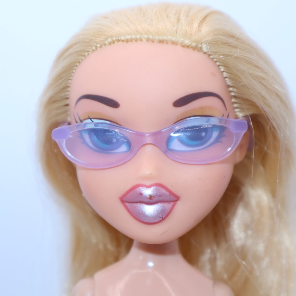 Bratz Beach Party Cloe – geekedouttoys