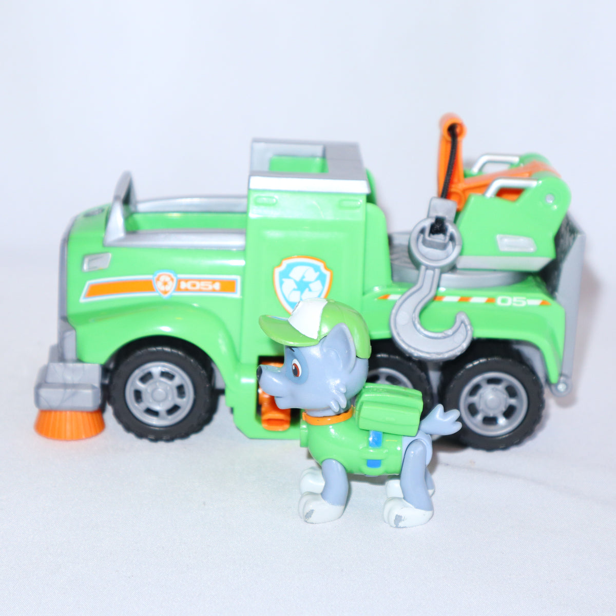 Paw patrol ultimate cheap rescue rocky recycling truck