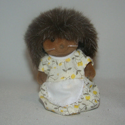 Calico Critters Bramble Hedgehog Family Mother Eleanor