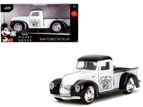 Hollywood Rides Disney Steamboat Willy 1941 Ford Pickup 1:32