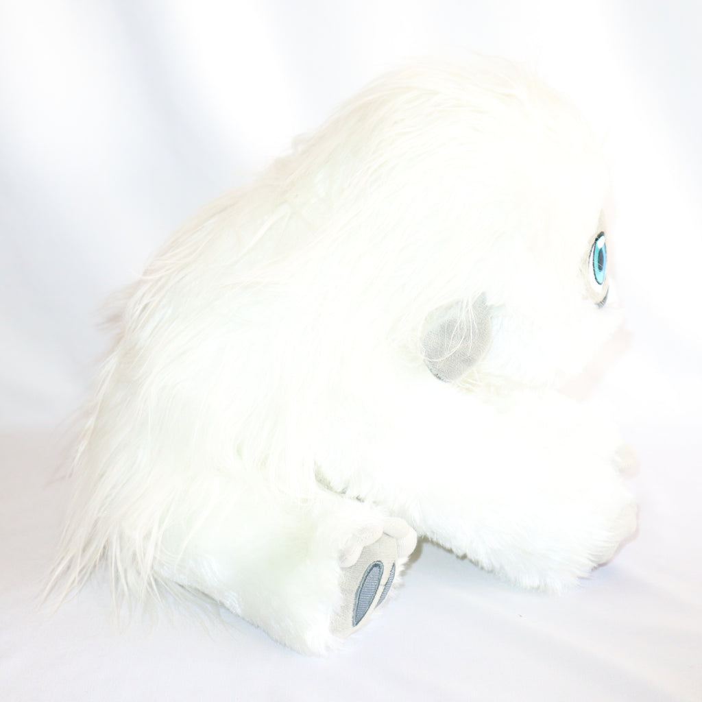 dreamworks Abominable - Everest Le Jeune Yeti - Homme des neiges Peluches  22cm : : Jeux et Jouets