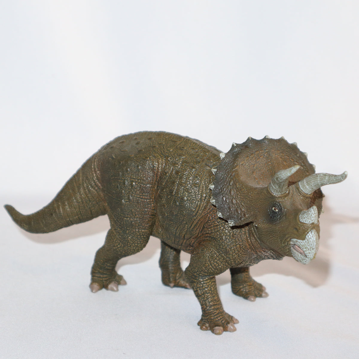 Figurine Papo Triceratops Heavy Duty 2005 - Environ 20 Cm, Plastique Robuste, Très Bon état