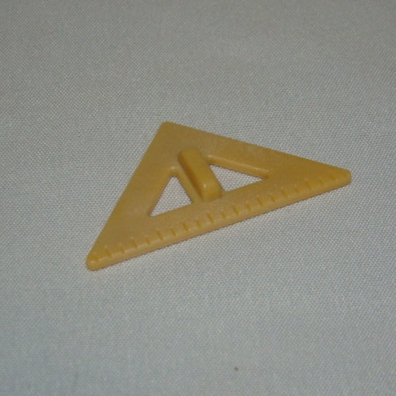 Calico Ruler Calico Critters Replacement Triangle Ruler – geekedouttoys